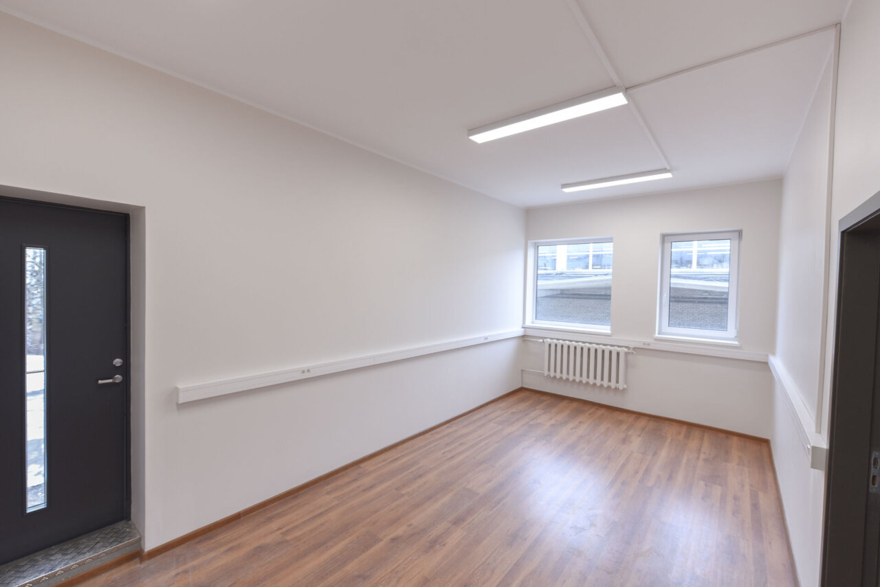 SOODNE JA VÄRSKELT RENOVEERITUD KONTORIPIND! — Gallery 5
